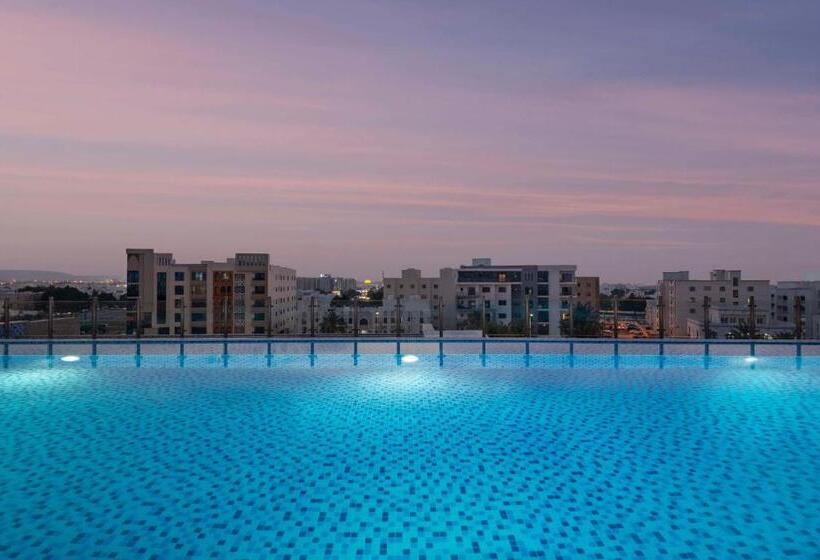 هتل Levatio Suites Muscat, A Member Of Radisson Individuals