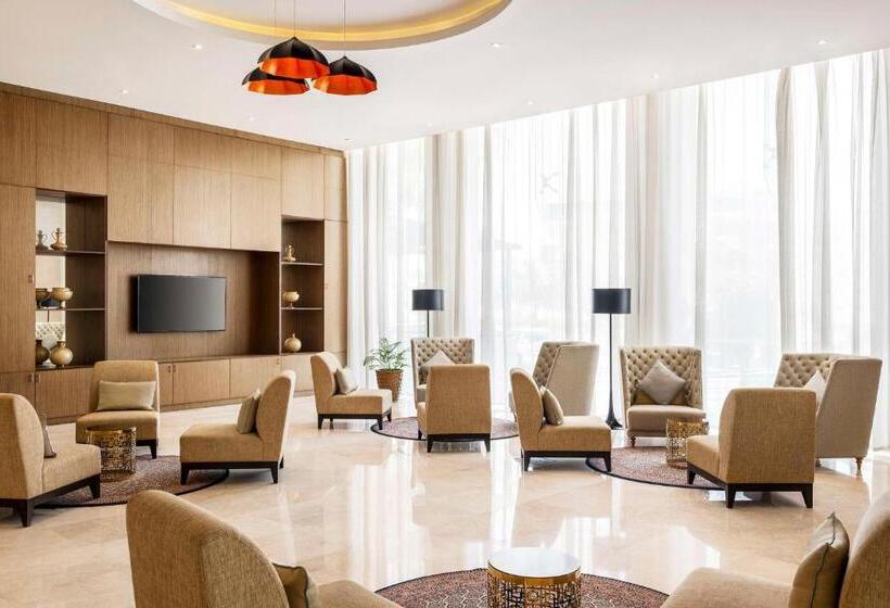 هتل Levatio Suites Muscat, A Member Of Radisson Individuals