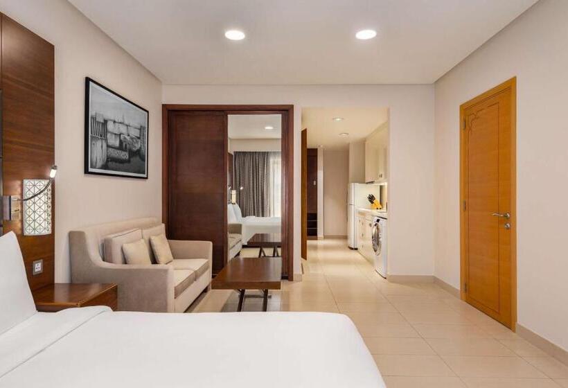 هتل Levatio Suites Muscat, A Member Of Radisson Individuals