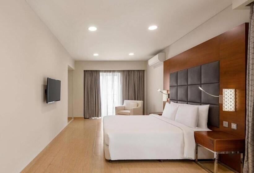 هتل Levatio Suites Muscat, A Member Of Radisson Individuals