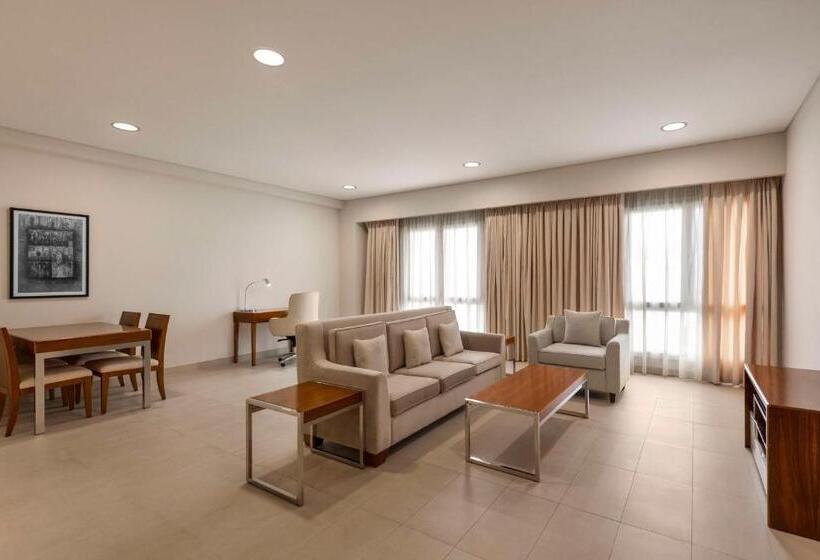 هتل Levatio Suites Muscat, A Member Of Radisson Individuals