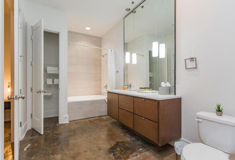 هتل Mint House At The Reserve  Nashville