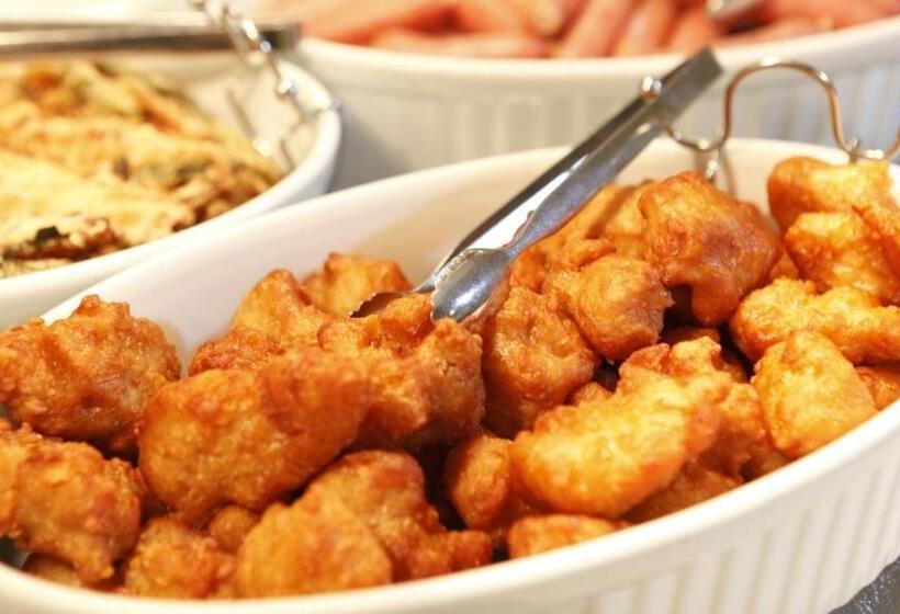 Отель Dormy Inn Tsu