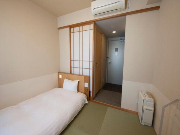 Отель Dormy Inn Tsu