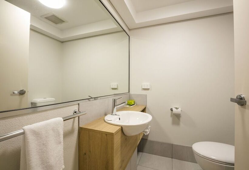 فندق Nightcap At Kawana Waters