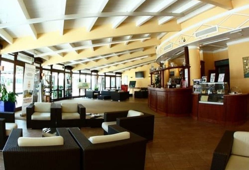 בית מלון כפרי Novarello Resort & Spa