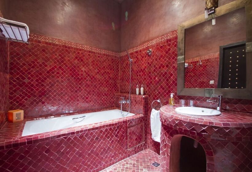 هتل Palais Masandoïa