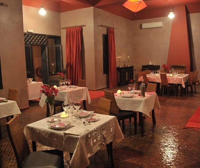 هتل Palais Masandoïa