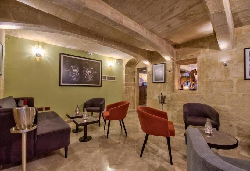 هتل Palazzo Consiglia Ik Collection