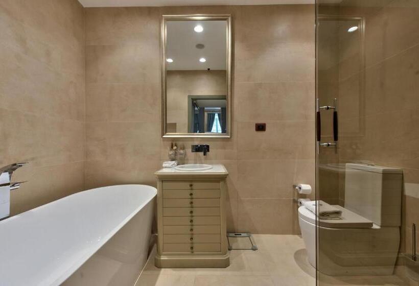 هتل Palazzo Consiglia Ik Collection