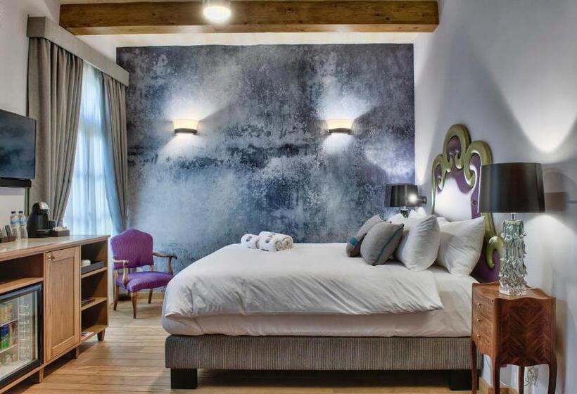 هتل Palazzo Consiglia Ik Collection