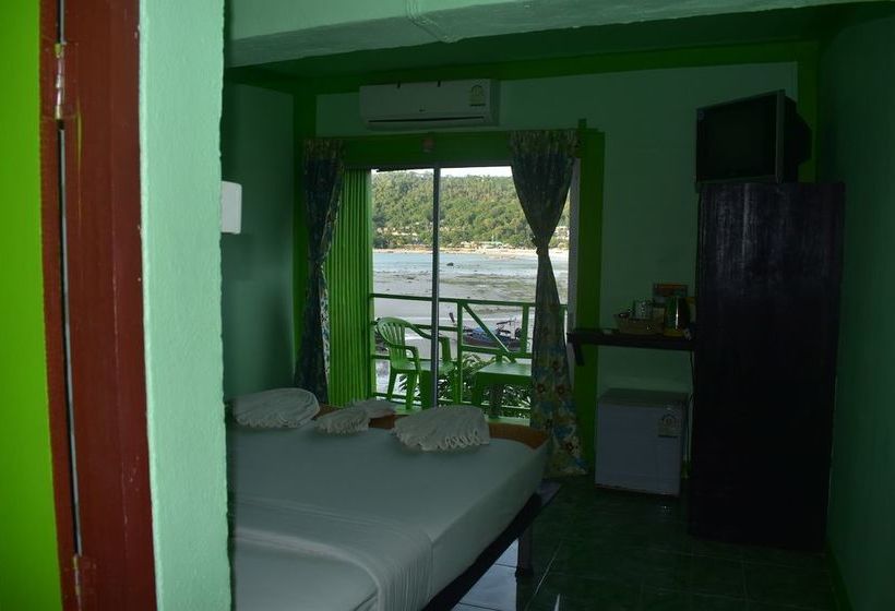 호텔 Phi Phi Beach Front Resort