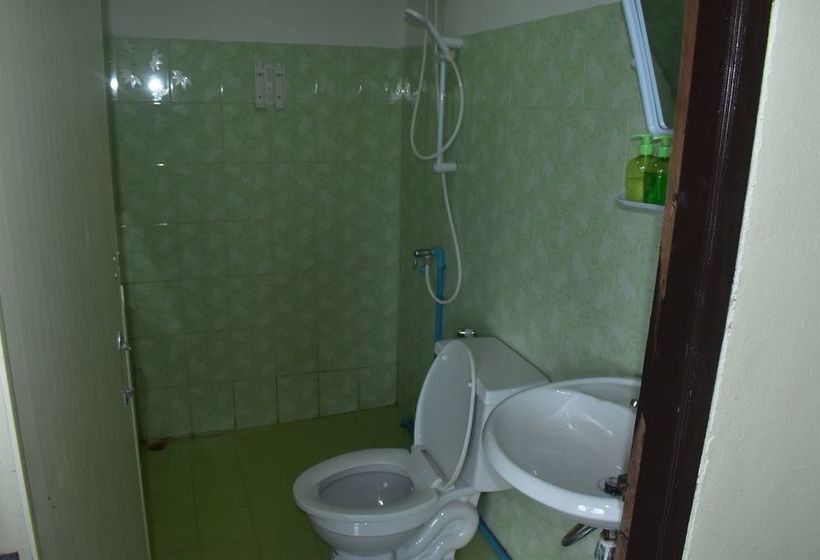 호텔 Phi Phi Beach Front Resort