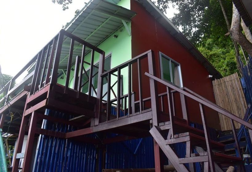 호텔 Phi Phi Beach Front Resort