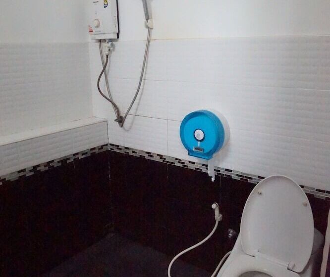 Отель Pine Bungalow