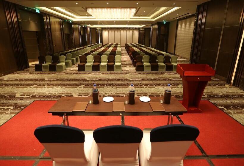 Pride Plaza Hotel, Aerocity New Delhi