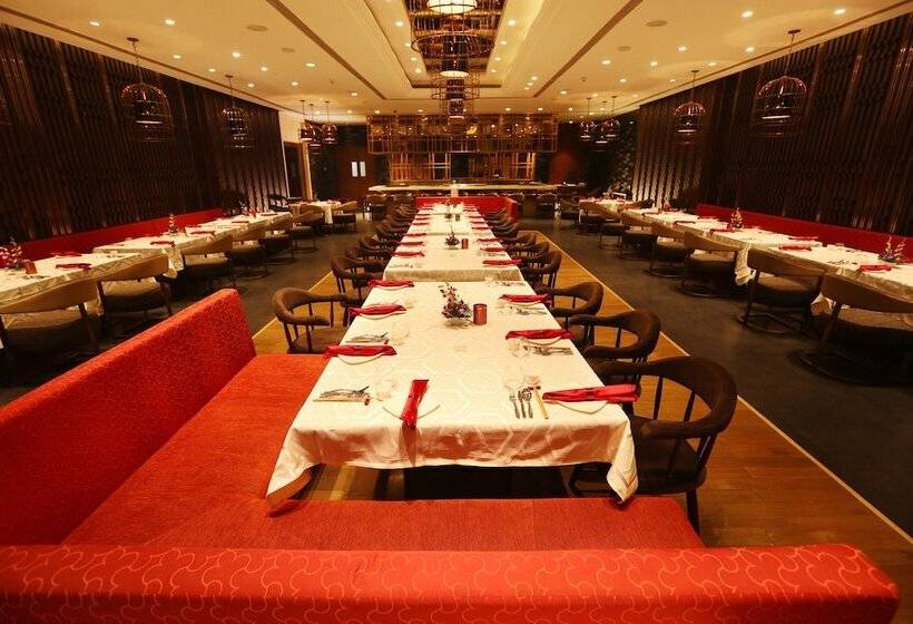 Pride Plaza Hotel, Aerocity New Delhi