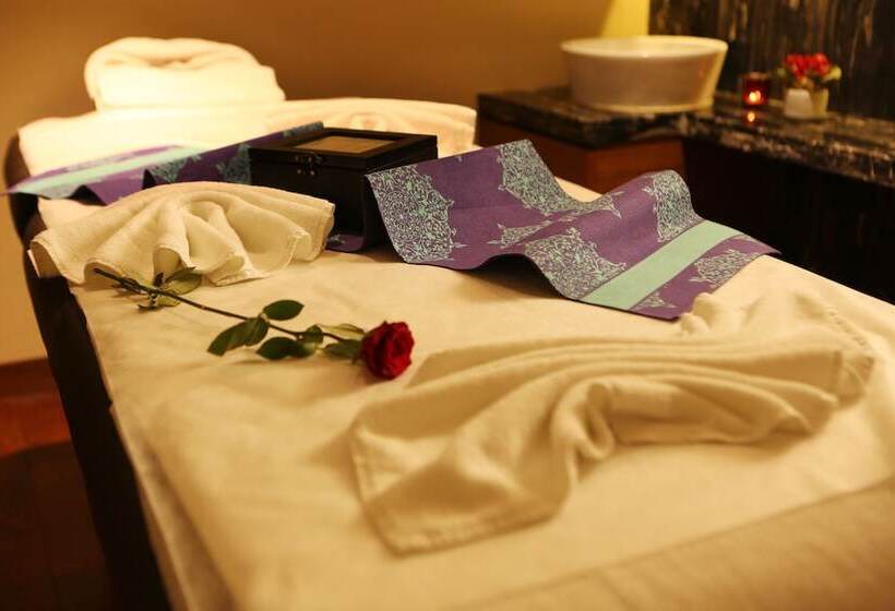 Pride Plaza Hotel, Aerocity New Delhi