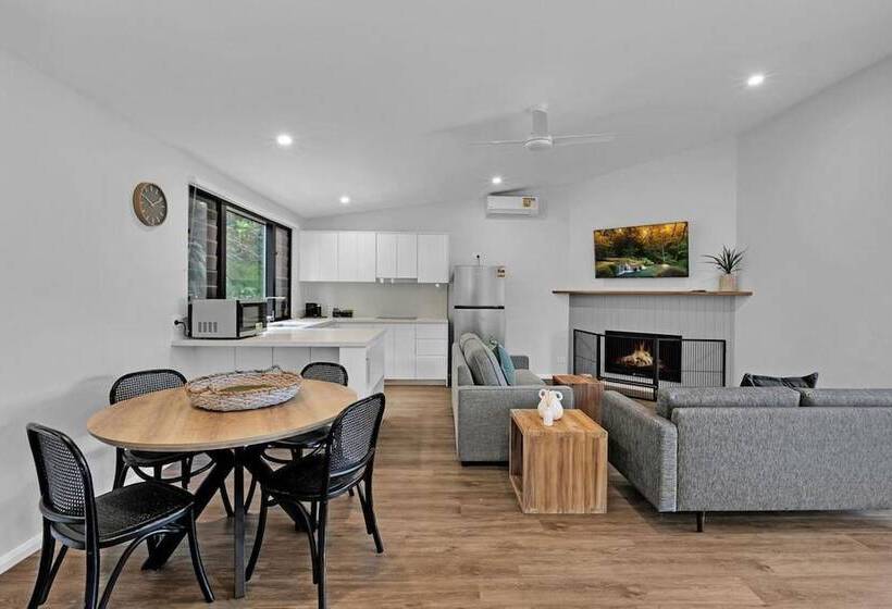 בית מלון כפרי Reflections Seal Rocks   Holiday Park