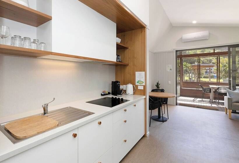 בית מלון כפרי Reflections Seal Rocks   Holiday Park