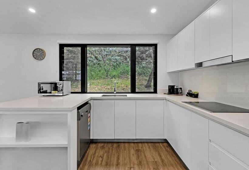 בית מלון כפרי Reflections Seal Rocks   Holiday Park