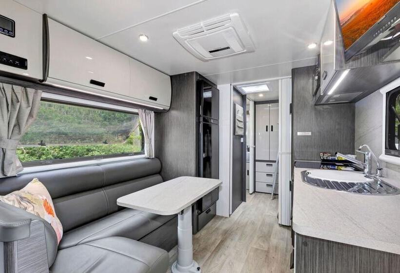 בית מלון כפרי Reflections Seal Rocks   Holiday Park