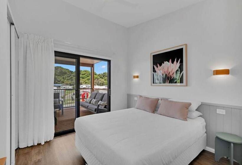 בית מלון כפרי Reflections Seal Rocks   Holiday Park