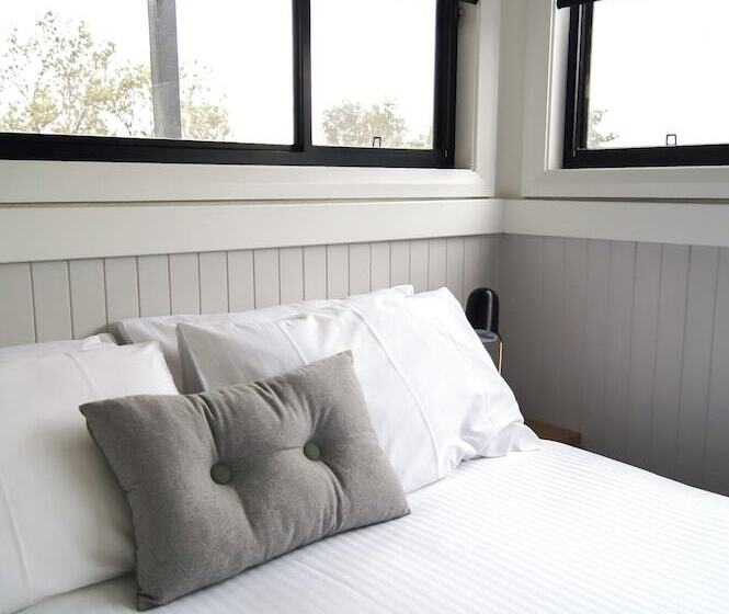 בית מלון כפרי Reflections Seal Rocks   Holiday Park