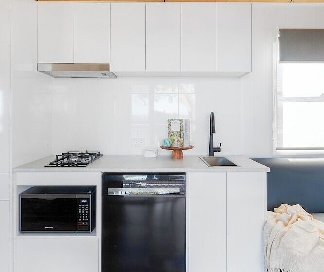 בית מלון כפרי Reflections Shaws Bay   Holiday Park