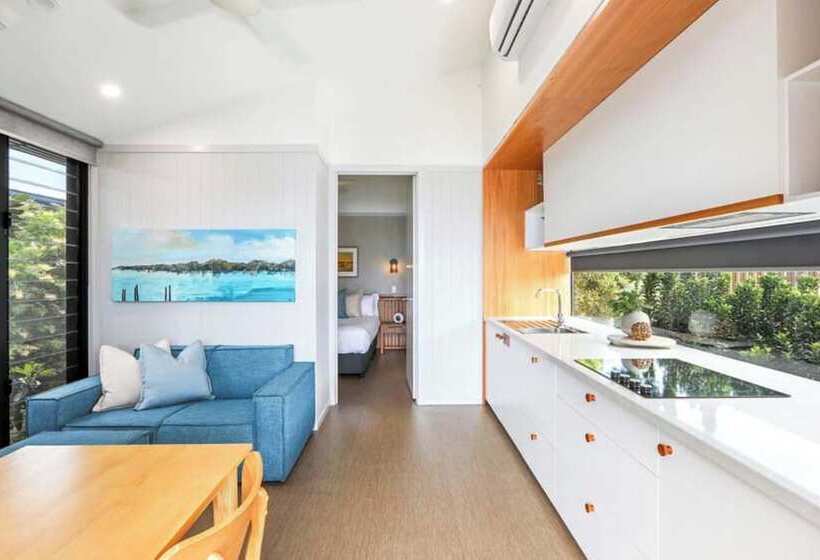 בית מלון כפרי Reflections Shaws Bay   Holiday Park