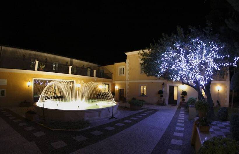 בית מלון כפרי Regis Resort & Wellness