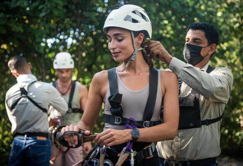 Rio Perdido Hotel & Thermal River