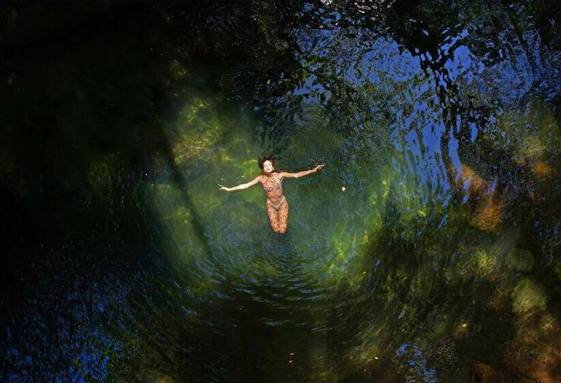 Rio Perdido Hotel & Thermal River