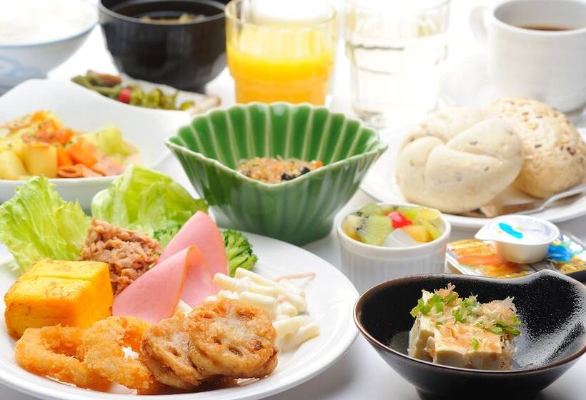 فندق Route Inn Higashimuroran Ekimae