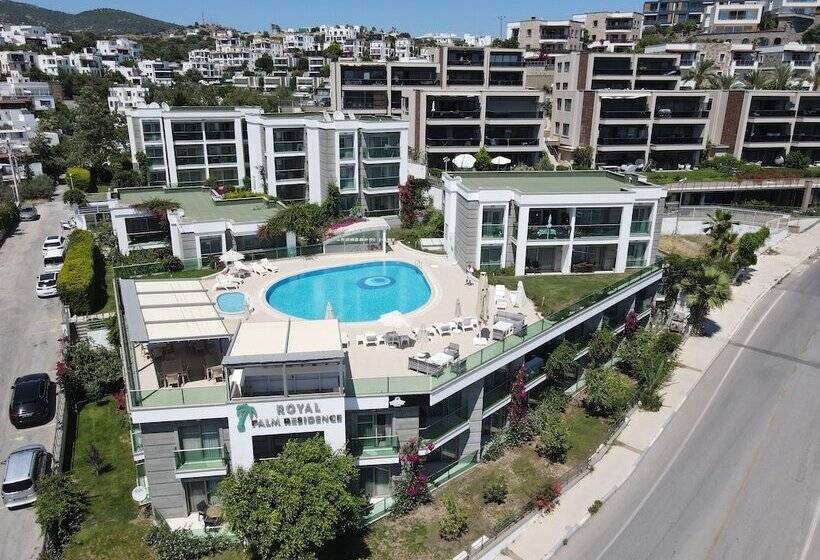 בית מלון כפרי Royal Palm Residence