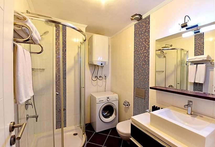 בית מלון כפרי Royal Palm Residence