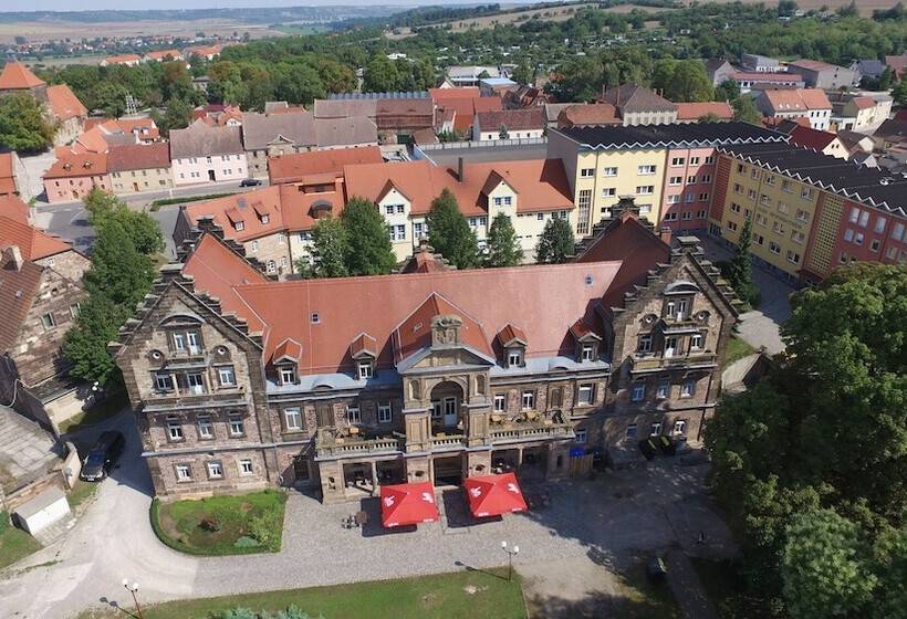 فندق Schloss Nebra