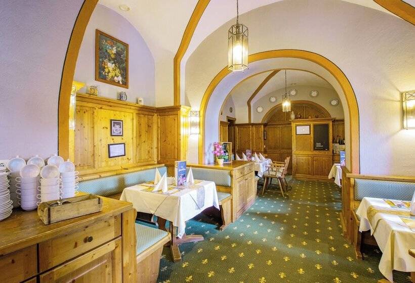 فندق Schloss Nebra