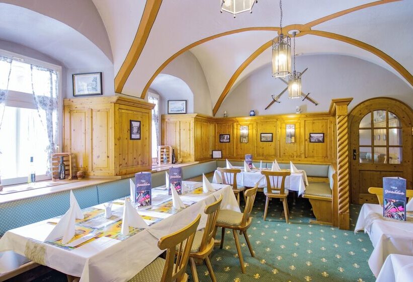 فندق Schloss Nebra