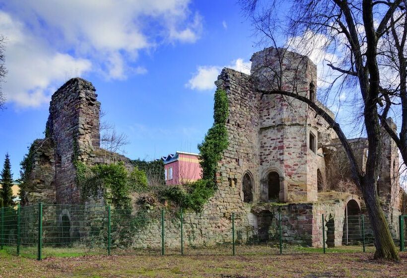 فندق Schloss Nebra