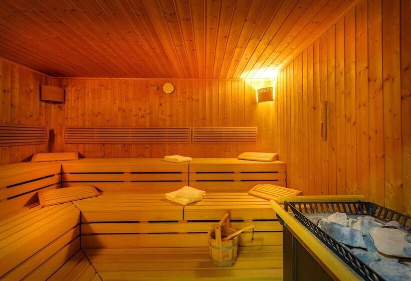 فندق Schloss Nebra