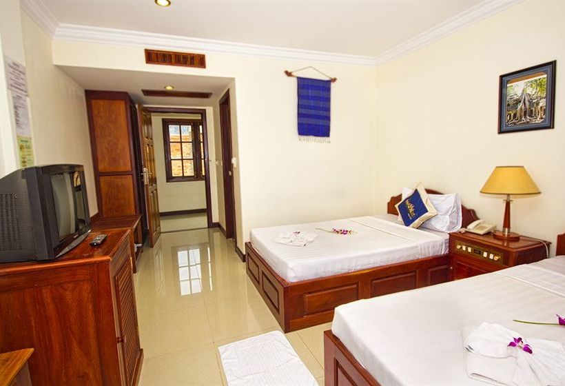 هتل Shadow Angkor Villa