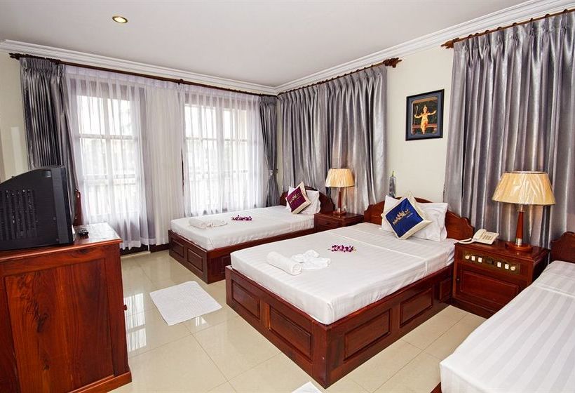 هتل Shadow Angkor Villa