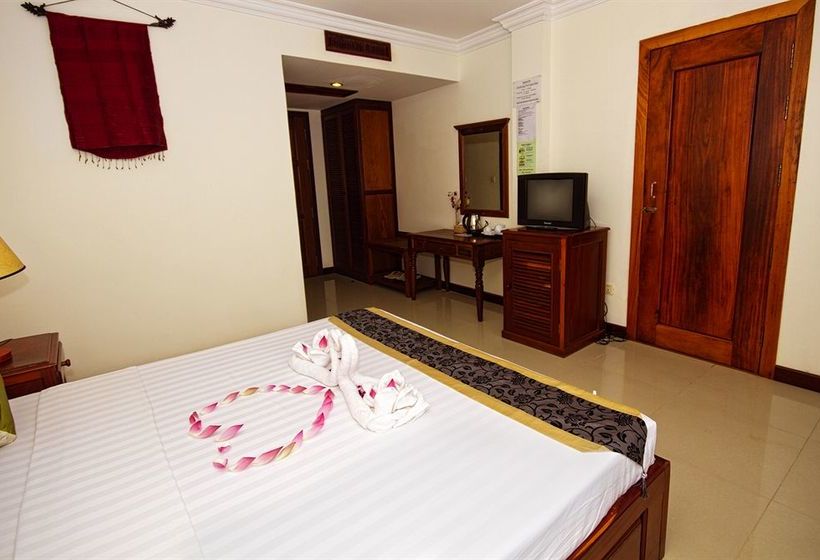 هتل Shadow Angkor Villa