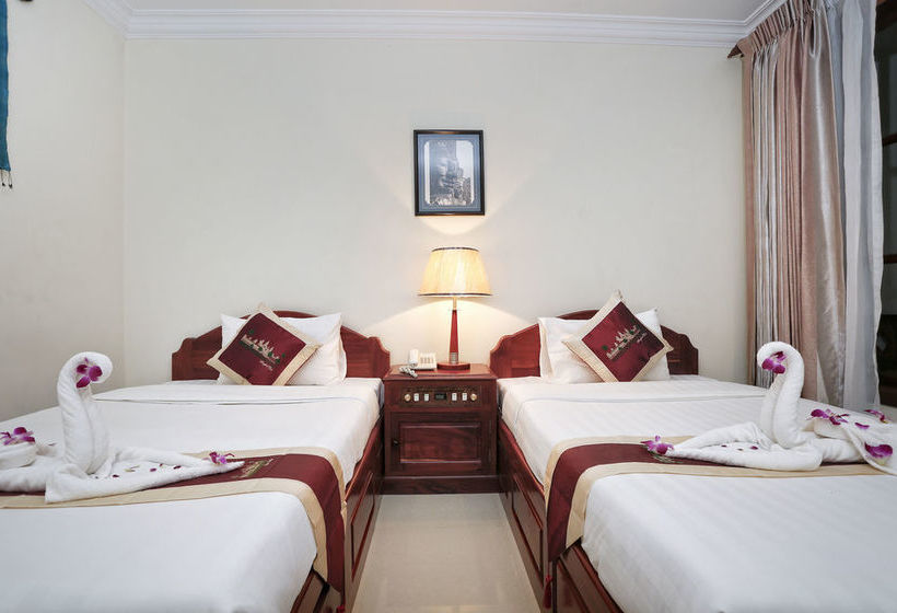 هتل Shadow Angkor Villa