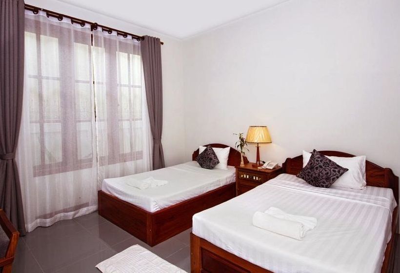 هتل Shadow Angkor Villa