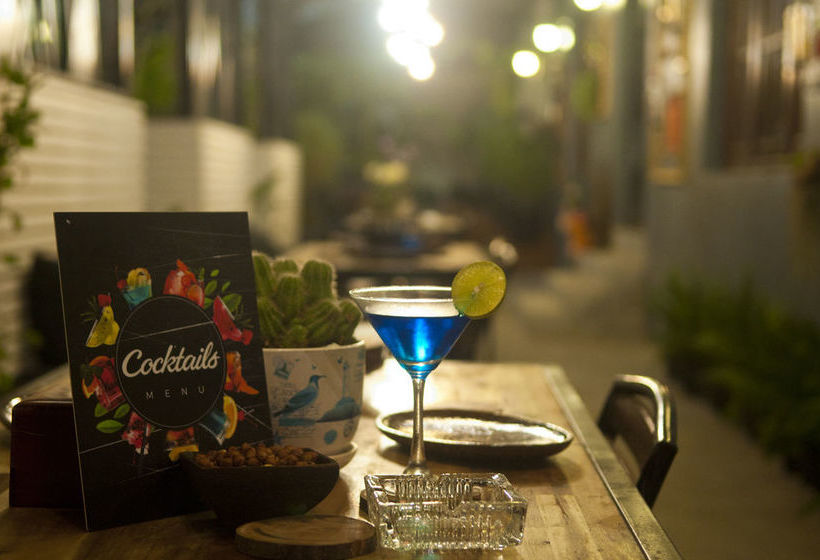 هتل Shadow Angkor Villa