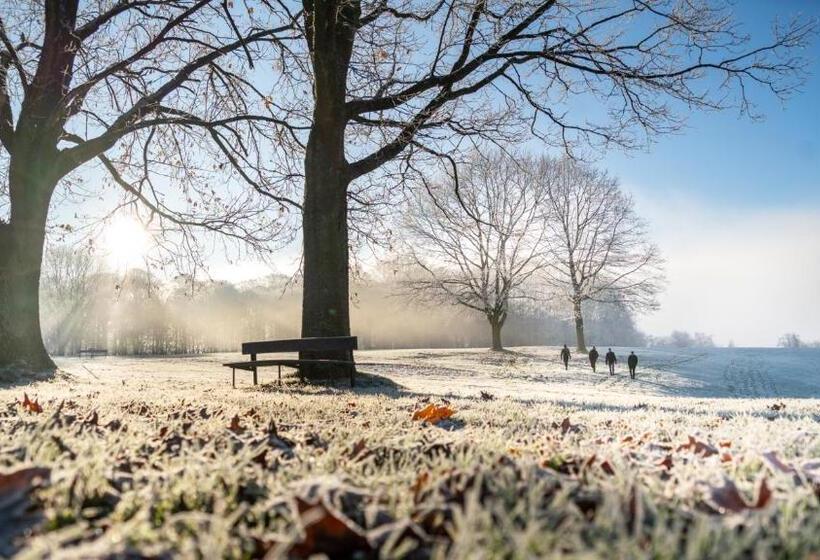 ホテル Skanderborg Park