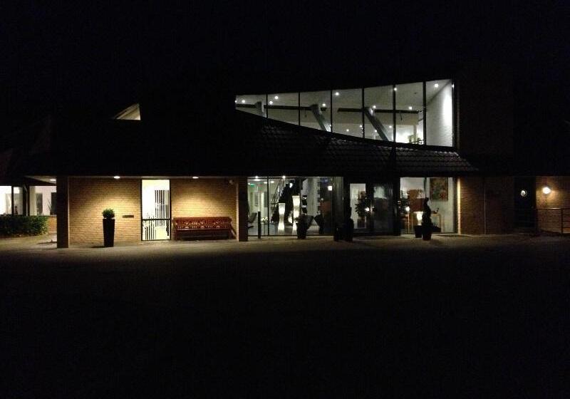 ホテル Skanderborg Park