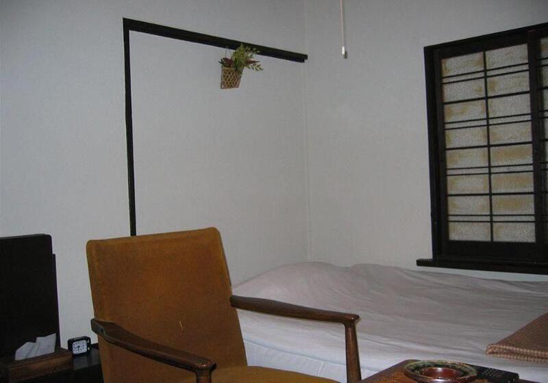 فندق Takeyaso Ryokan